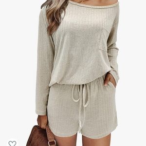 2 Piece Loose Off Shoulder Long Sleeve outfit